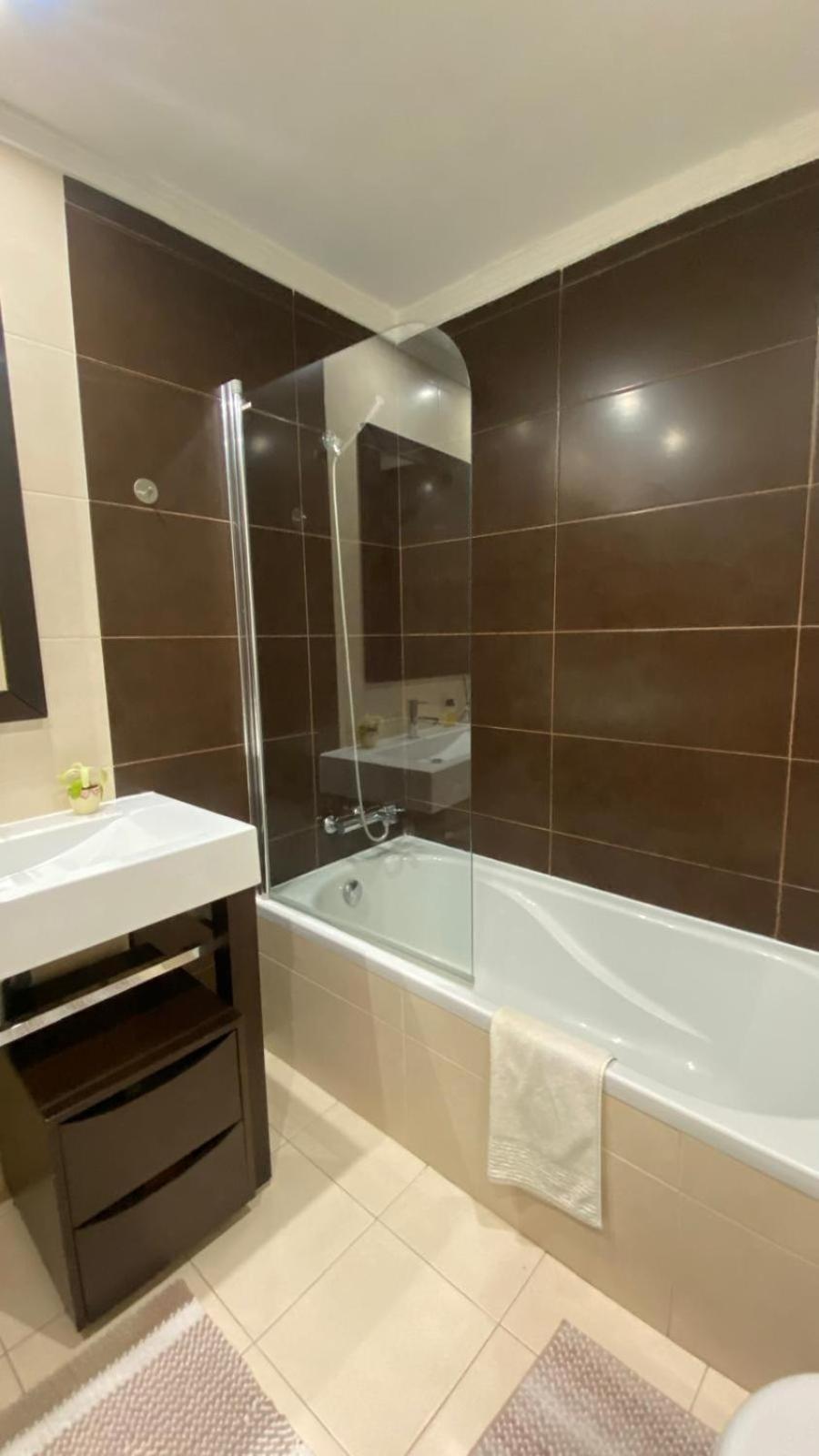 Rooms In Faro Close To Airport Bagian luar foto