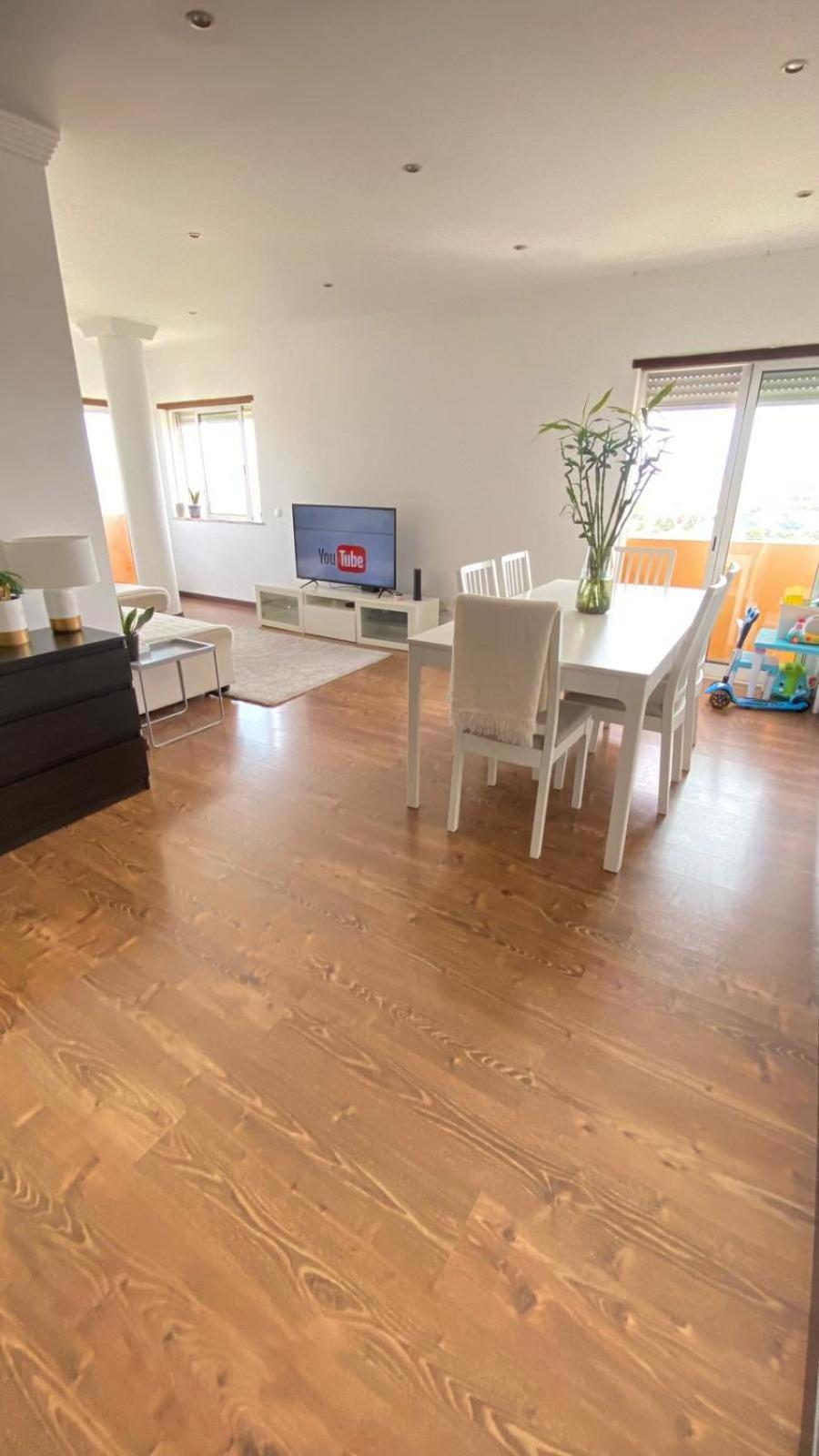 Rooms In Faro Close To Airport Bagian luar foto