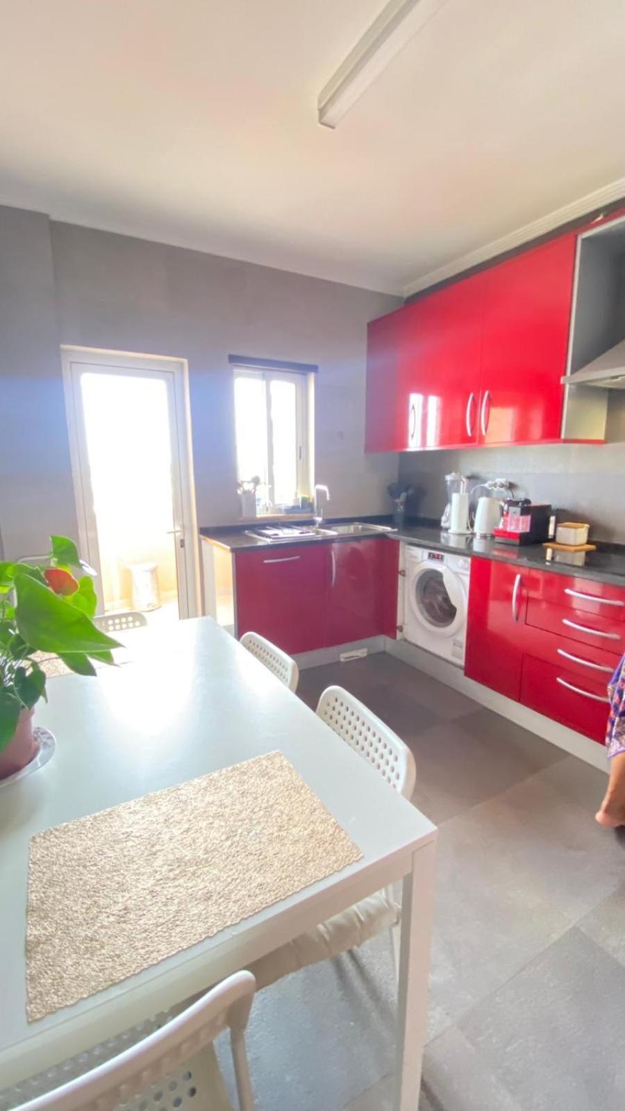 Rooms In Faro Close To Airport Bagian luar foto